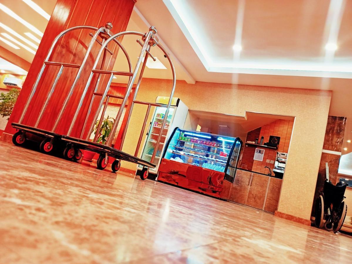 Taraf Yanbu 2アパートホテル エクステリア 写真